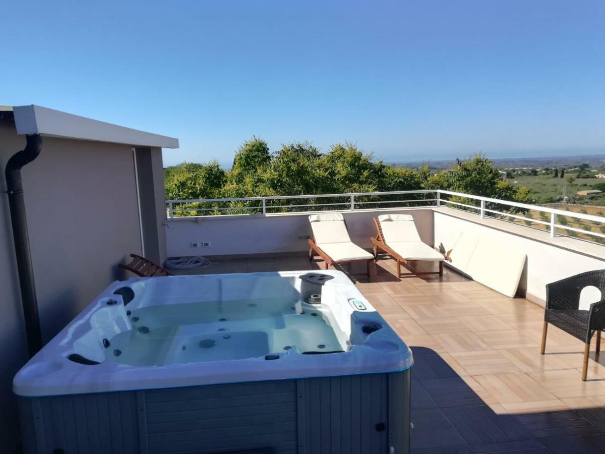 מלון Partanna La Terrazza Di Harmakhis מראה חיצוני תמונה